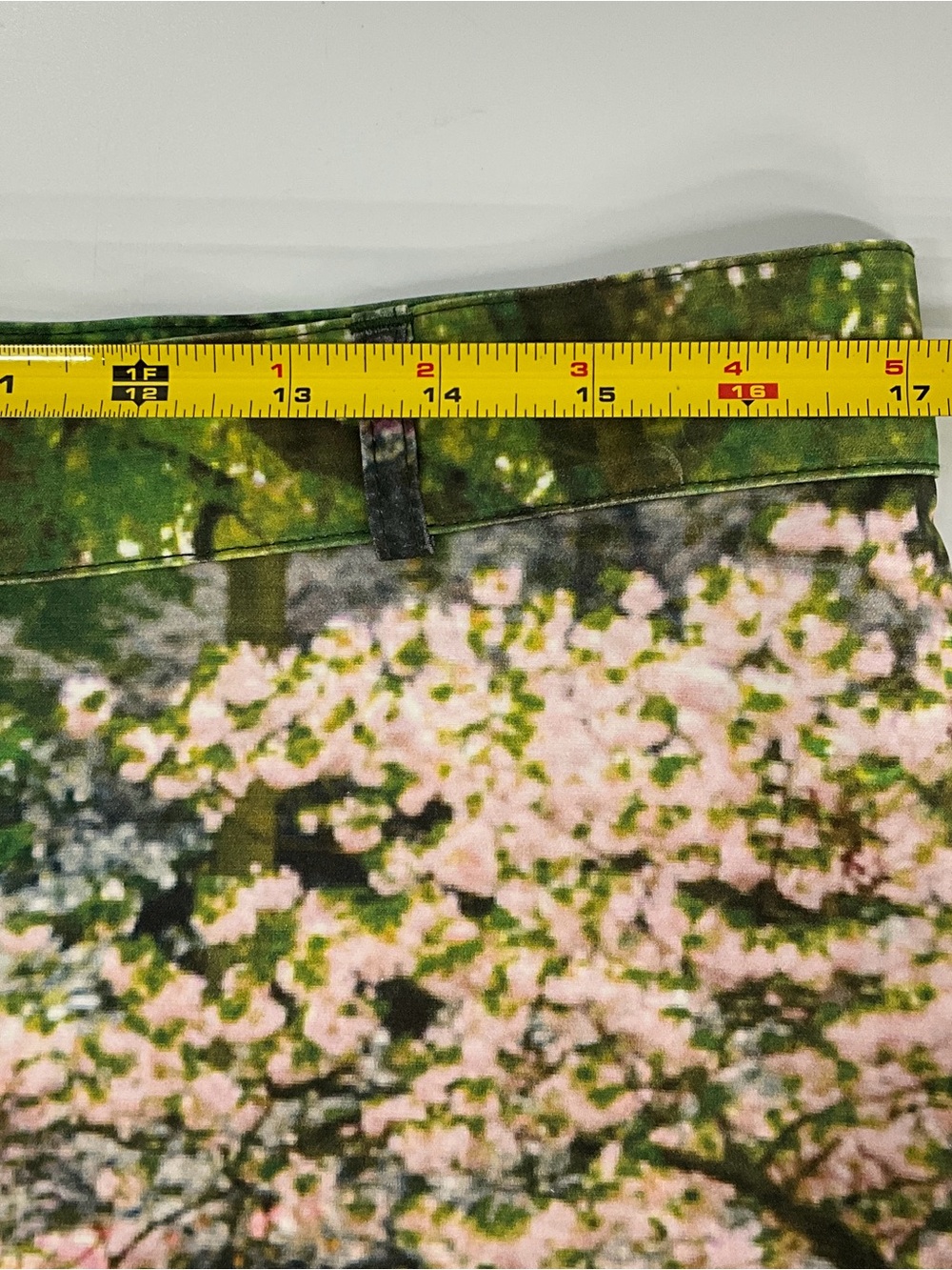 NWT Tyler McGillivary Park Mini Skirt Garden Landscape Graphic Floral Print - Picture 12 of 13